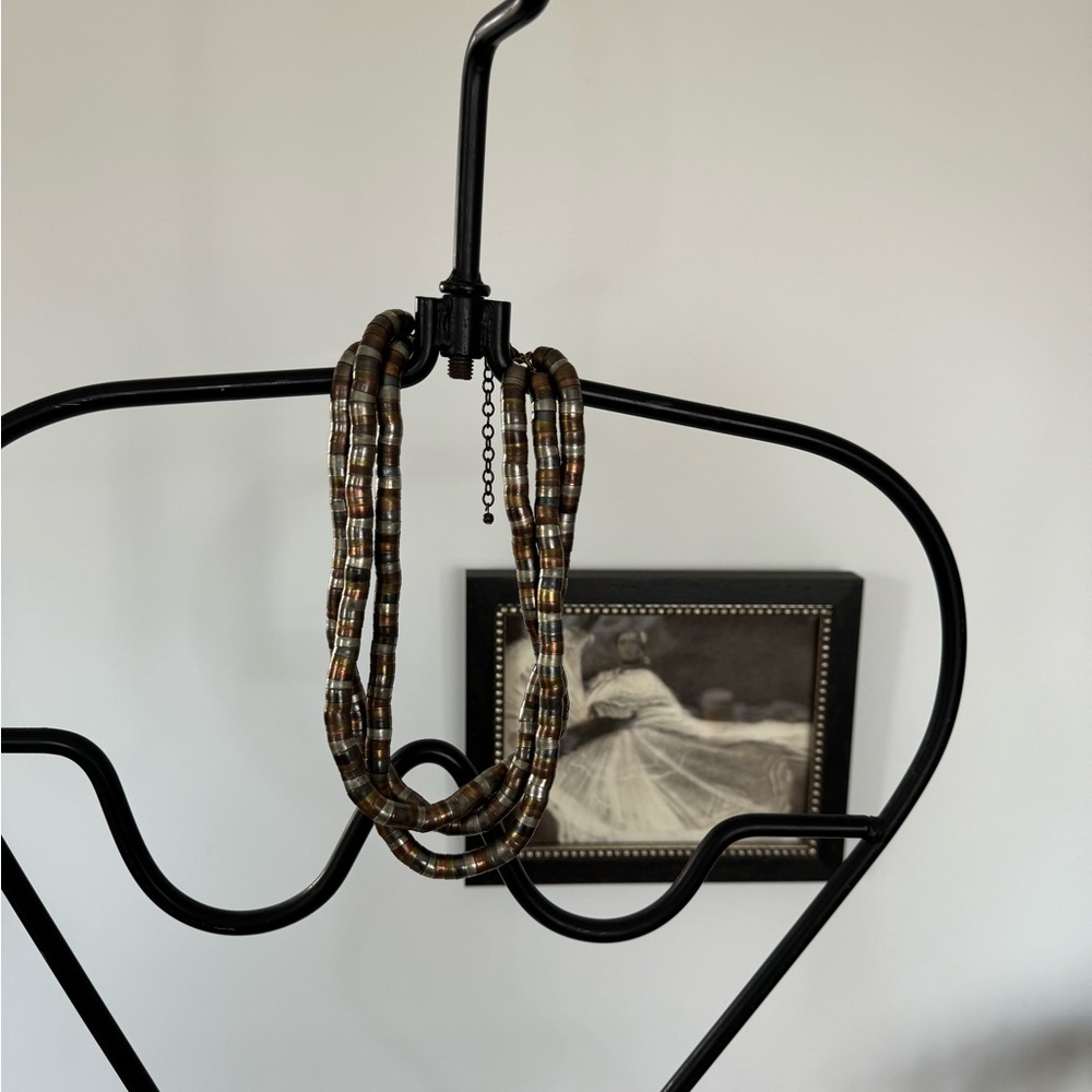 Vintage Tri-Tone Metal Three Strand Necklace